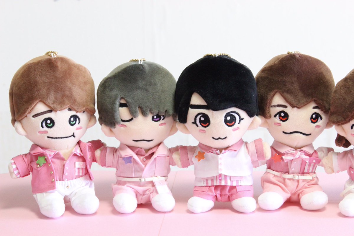 なにわちゃんのうぶらぶ衣装♡︎ʾʾ 衣装は全て手縫いとボンドです。 星