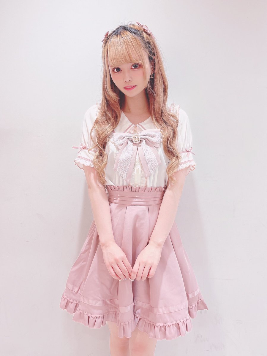 ⋆♡ 𝐿𝐼𝑍 𝐿𝐼𝑆𝐴 ♡ ｡⋆ 新宿ALTA🎀新作item *⑅︎୨୧