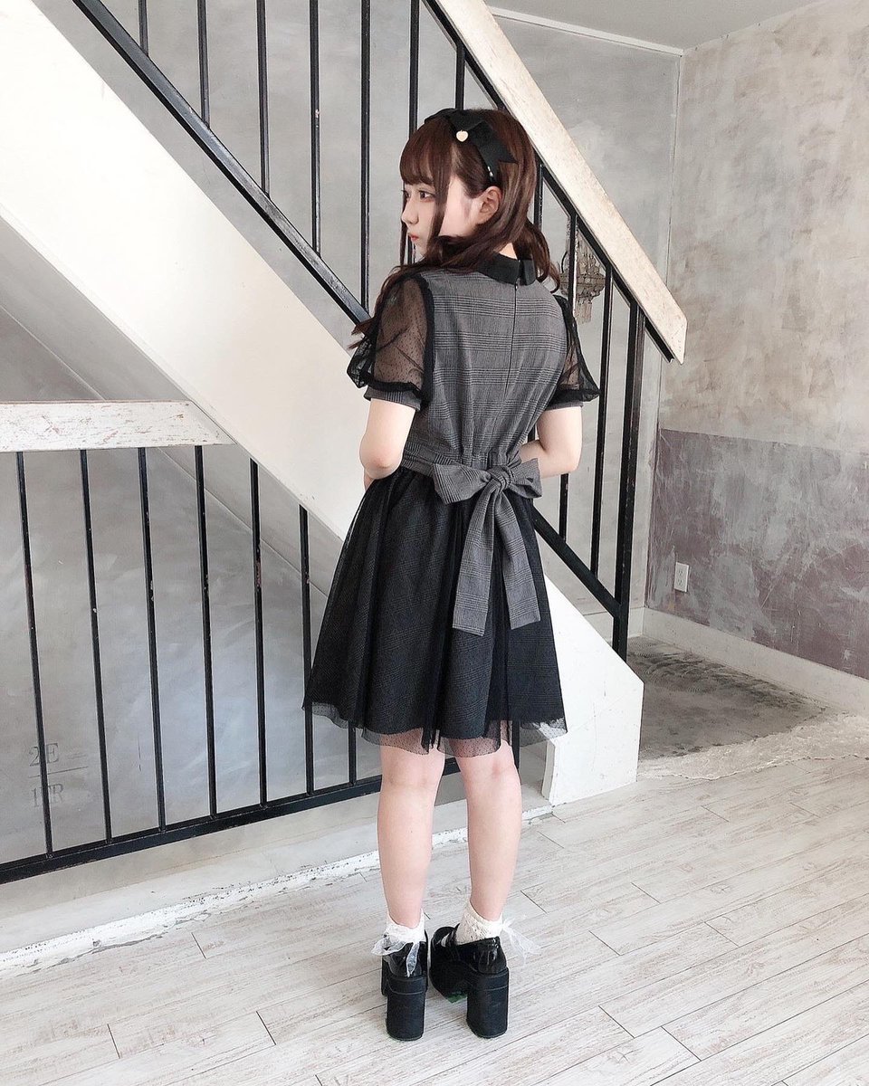 pium チュールカットアウトティアードワンピース ブラック チュール