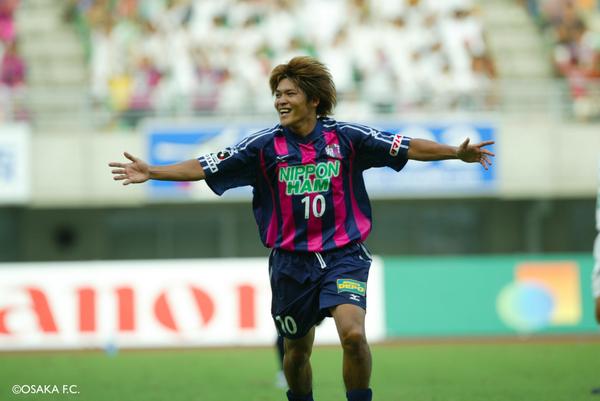 ユニフォームギャラリー】【2004年】チーム内得点王：大久保嘉人選手