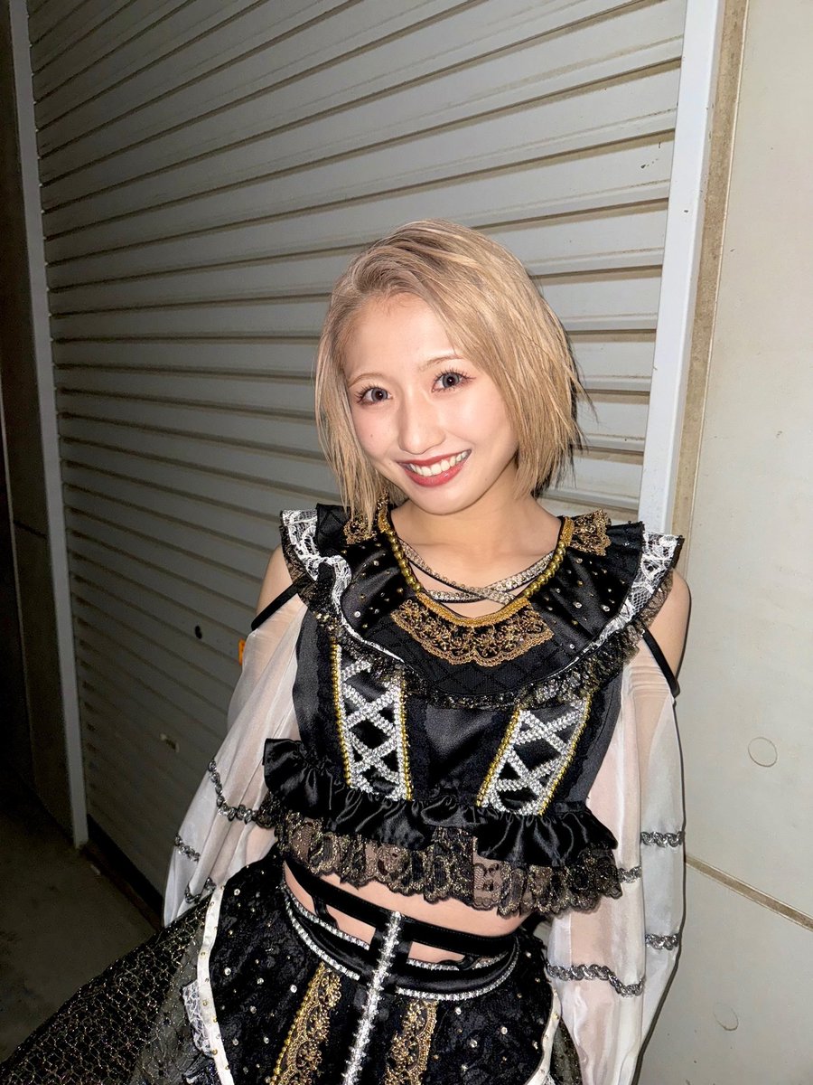 NMB48 塩月希依音 サイン入りチェキ NMB48 塩月希依音 サイン