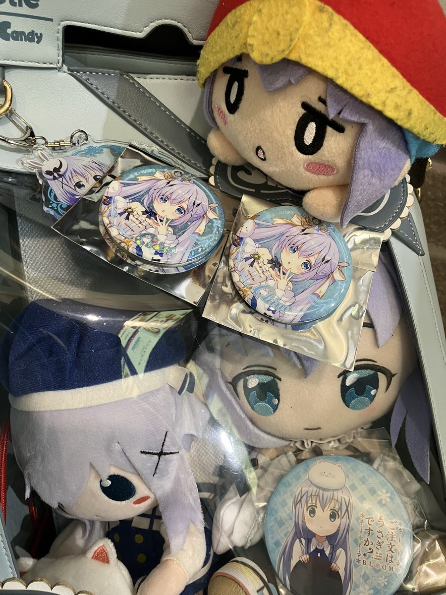 ご注文はうさぎですか チノ 缶バッジ ハートポーズ News