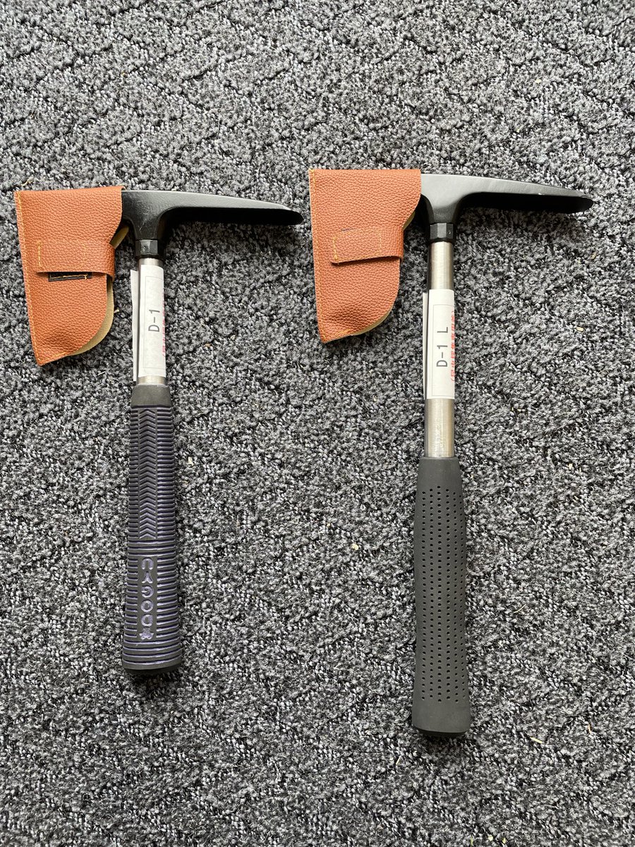 材採集用 斧 在庫しています 既に夏が終わり、そろそろ材採取の