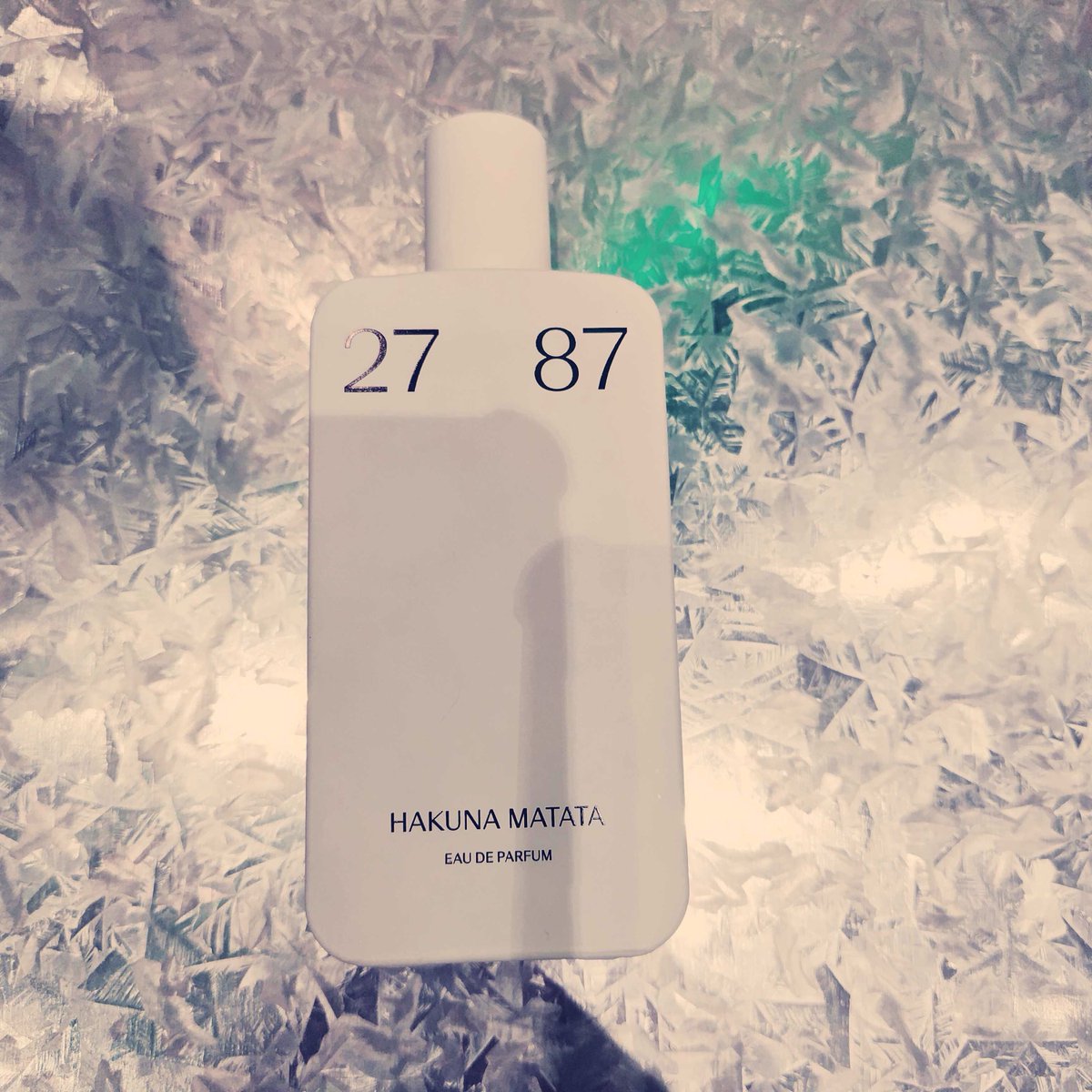 27 87｜ハクナ マタタ 元気になれるバナナの香り スモーキーな