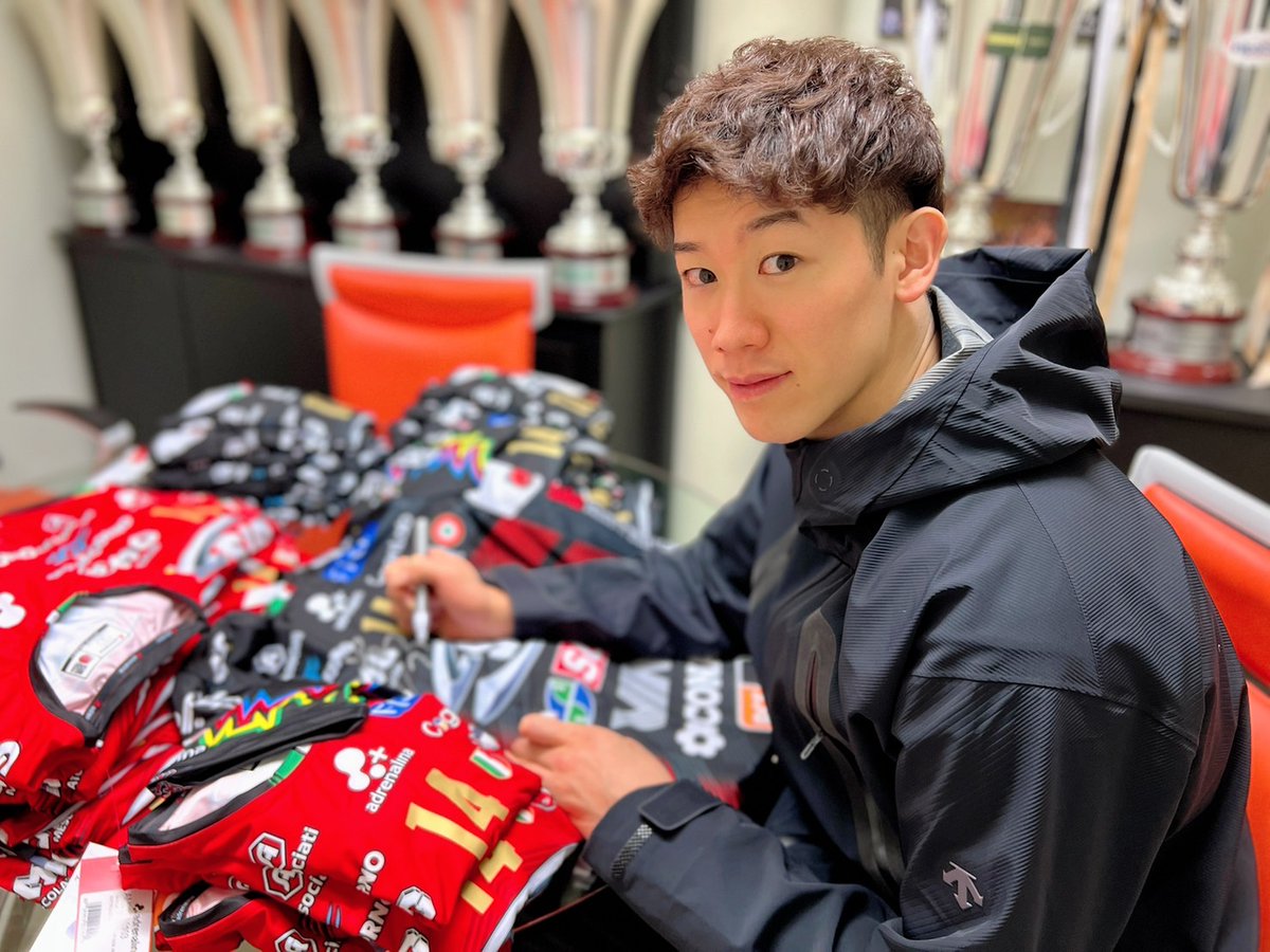 石川祐希 SIR SUSA VIM PERUGIA 24-25 直筆サイン入りユニフォーム抽選