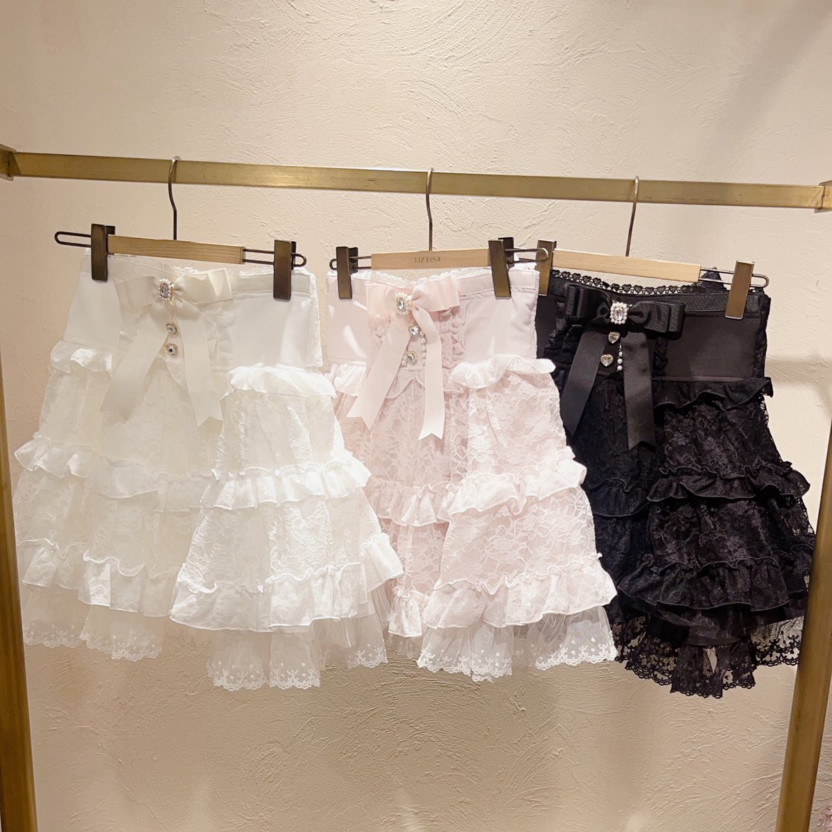 ㅤㅤ -- 𝐍𝐞𝐰 𝐀𝐫𝐫𝐢𝐯𝐚𝐥 -- #リボンベルトチュールスカート