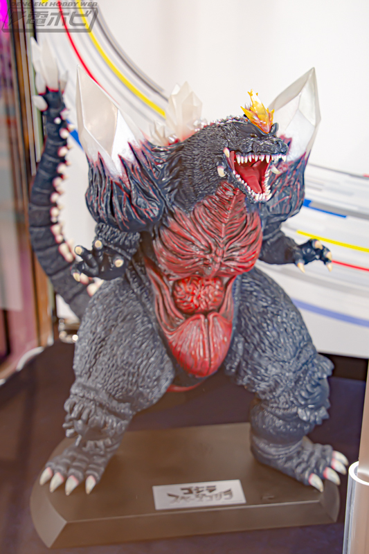 フィギュア 彩色見本が初展示！ UA Monsters スペースゴジラ 写真多数
