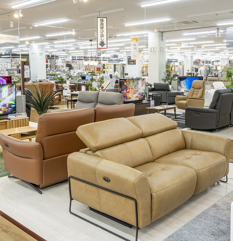 電動リクライニングソファ 展示拡大中✨ ＼ 背もたれを段階的に傾斜