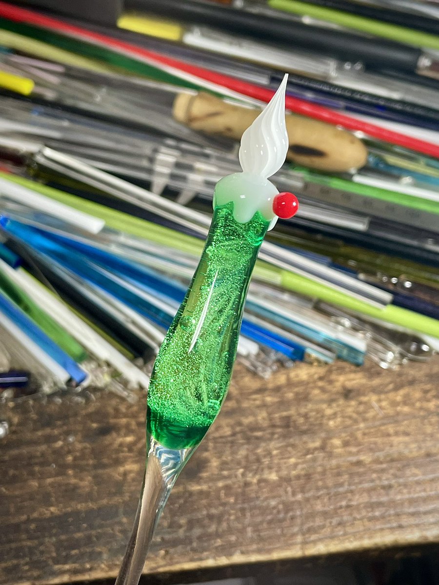 なんか久しぶりに作った気がする メロンソーダのガラスペン