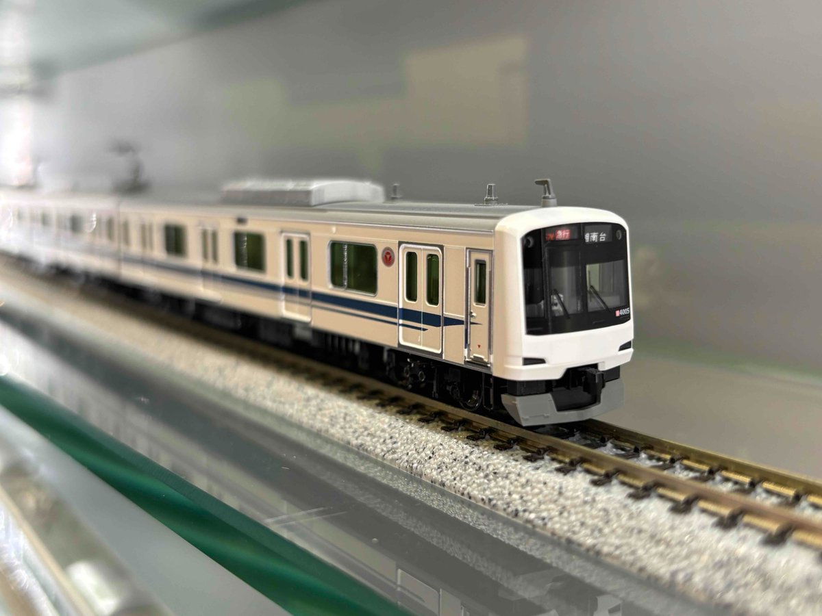 入荷ご案内】 特別企画品 東急電鉄5050系4000番台<新幹線ラッピング