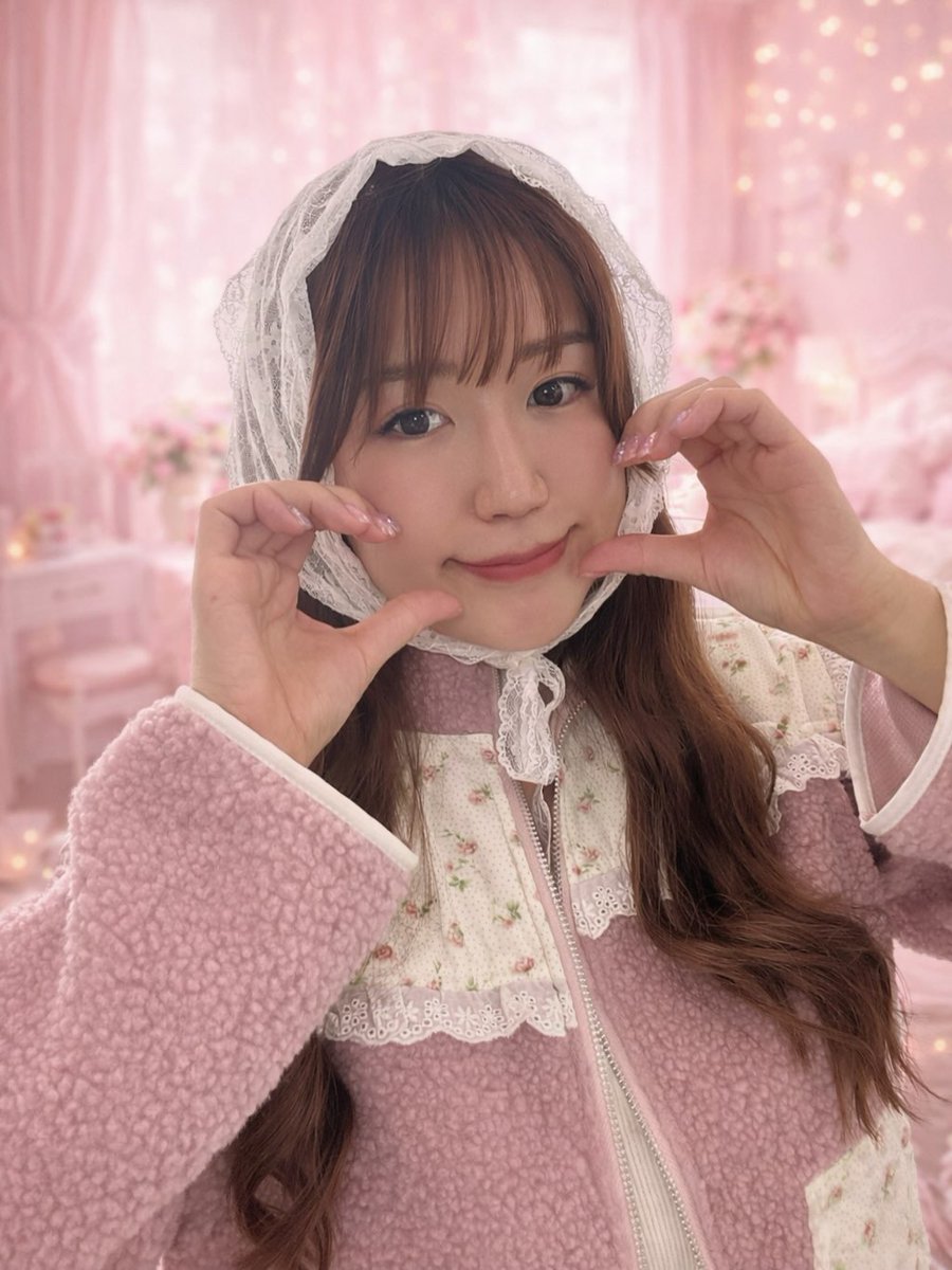 春に向けてコーデもピンクに💓 着るだけで印象も気分も華やぐ 春柄