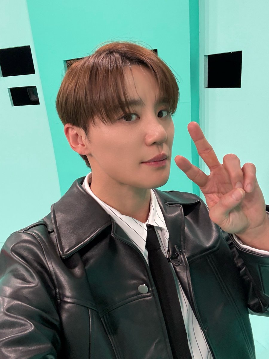 ジュンス、「全知的おせっかい視点」に本日出演…キュートな代表さま