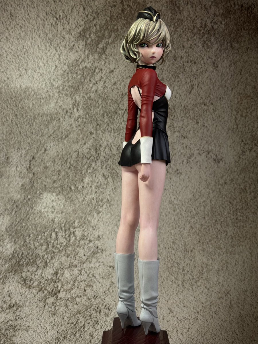 klondikeさん原型（@kaoruHagii ） 「Luce」 背景を変えて全身像、追加