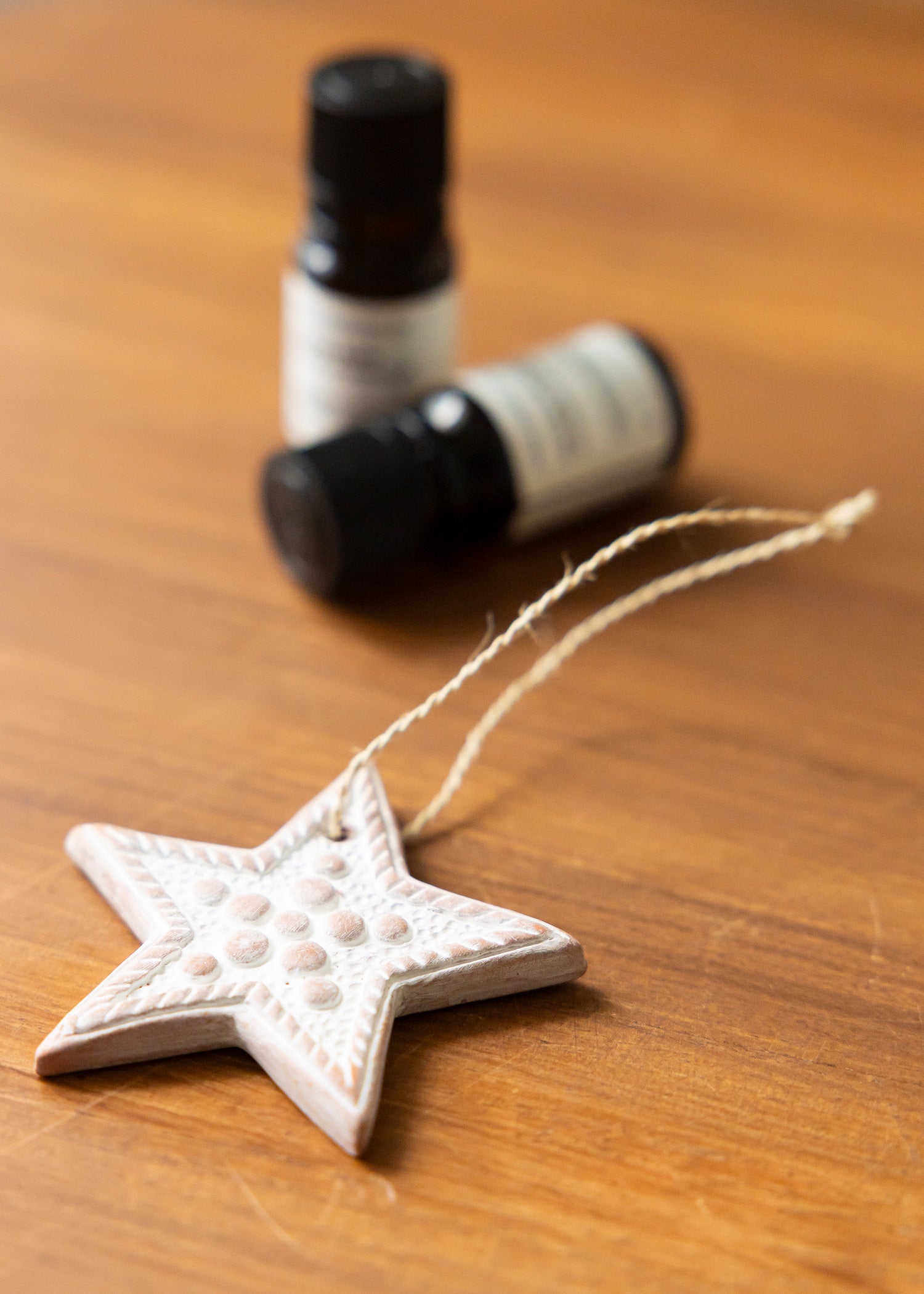 テラコッタのオーナメント エンジェル