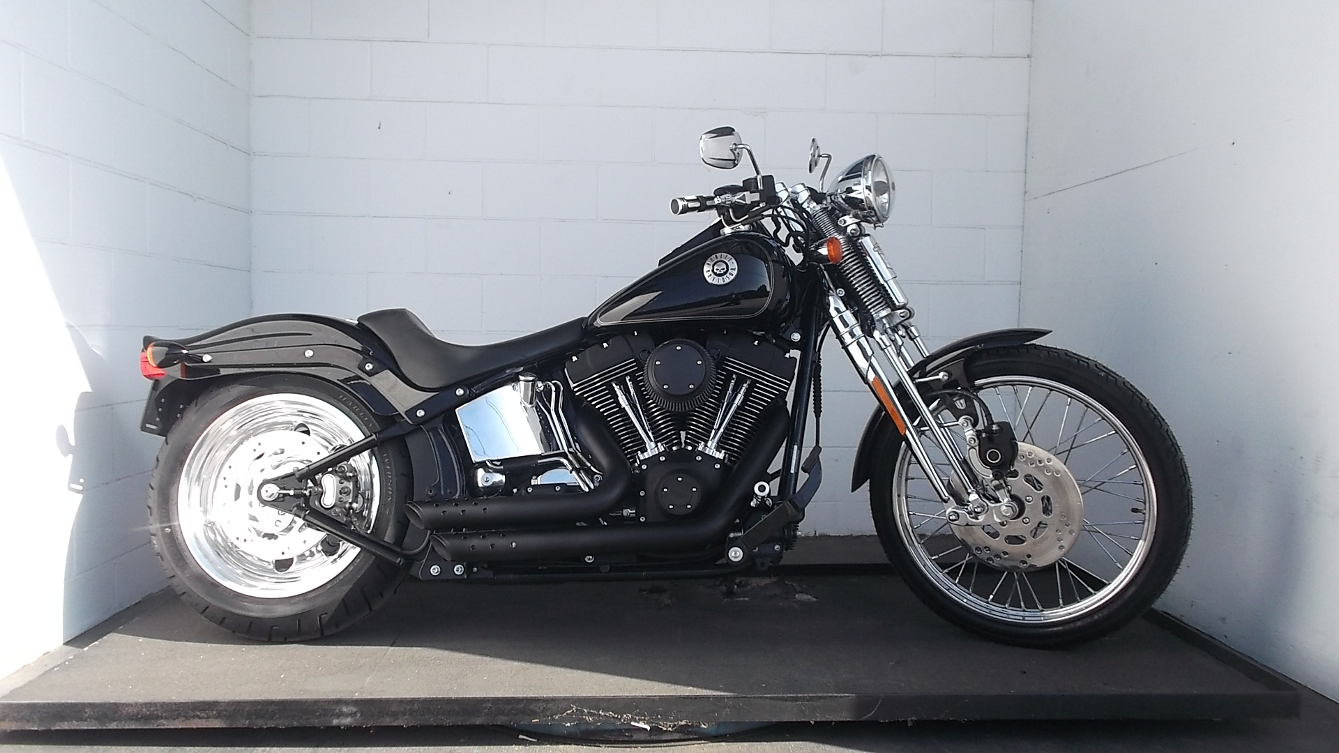 2006 Harley Davidson Softail Springer FXSTSI - 1HD1BZB196Y089259