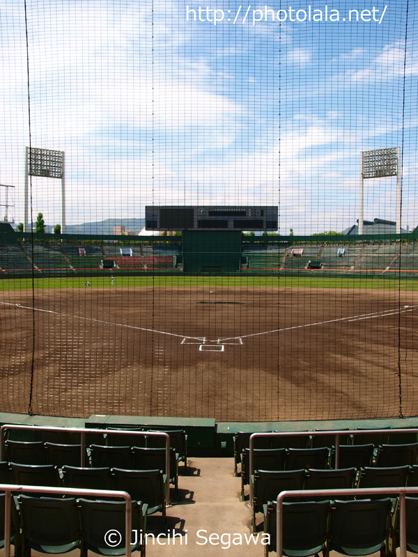 広島市民球場 写真で見るカープの旧ホームグラウンド