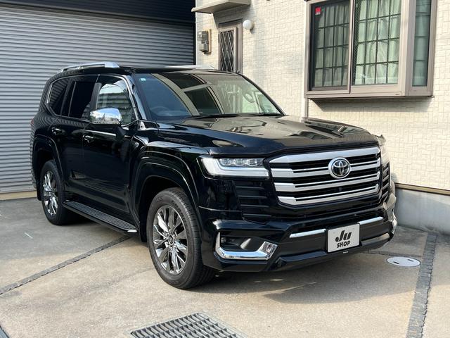 TOYOTA LAND CRUISER ZX | 2023 | BLACK | 21058 km | details