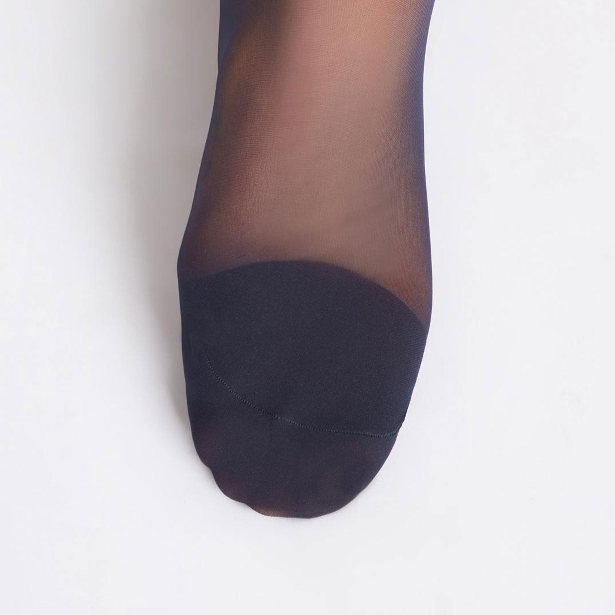 快適なフィット感の20デニールハイソックスストッキング/GAMBALETTO