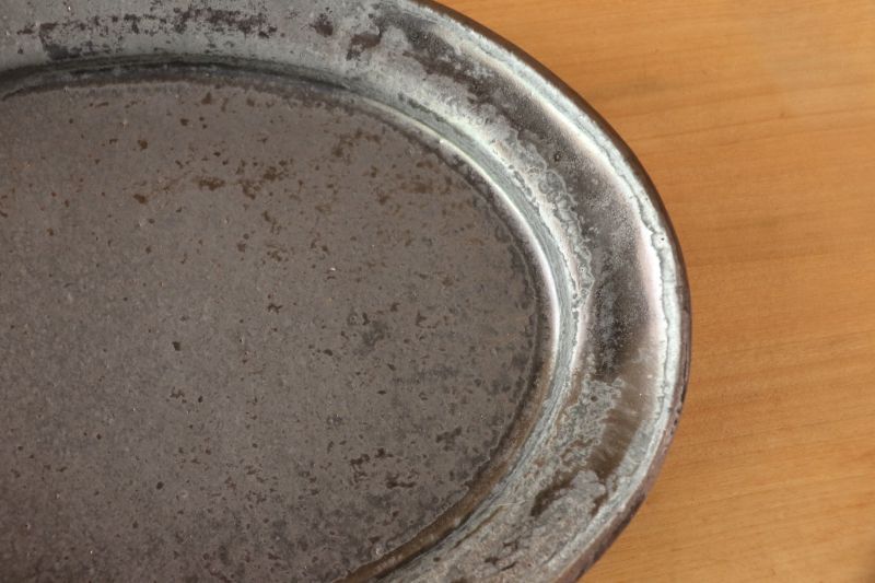 遠藤素子 オーバル皿M 鉄釉 - pivert