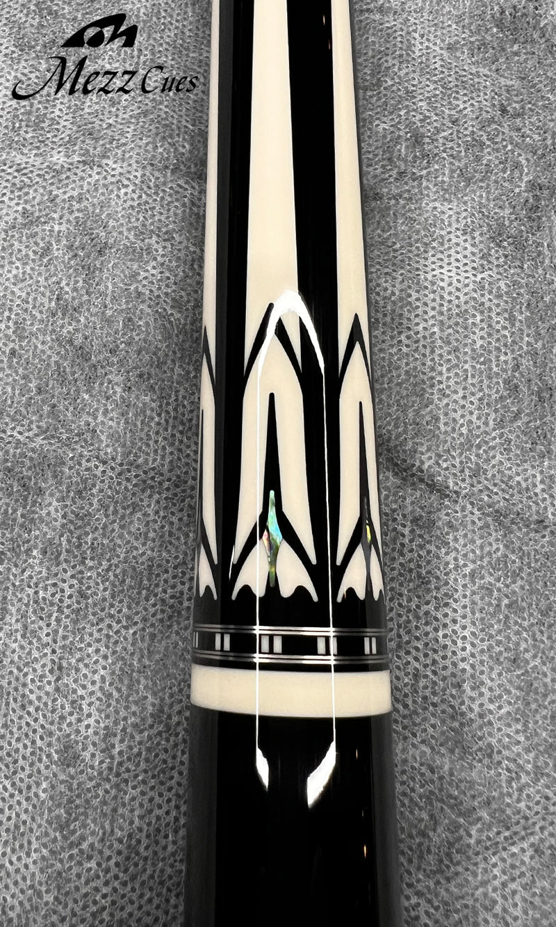 CR-235 / Ignite 11.9 – Pro Billiard Cues