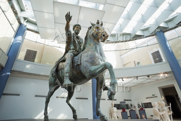 イタリア ローマ マルクス・アウレリウスの騎馬像 [15340432]の写真