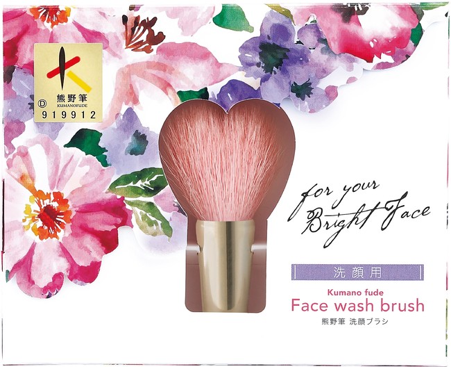 ハート型のブラシ」×「花柄のパッケージ」が大切な人へのギフトに