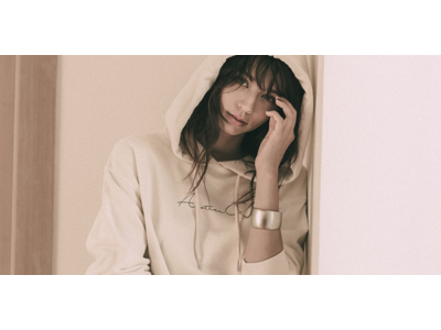 一児の母でありモデルの山田千尋、新レディースアパレルブランド