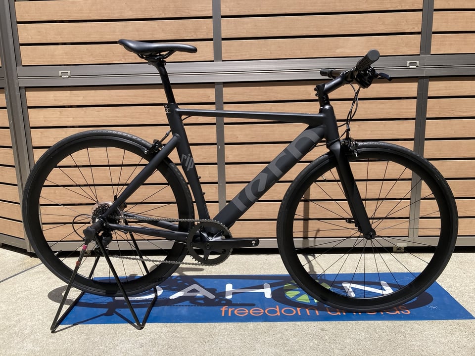 下鴨店】ストリート感満載のクロスバイク、もはやストリートバイク