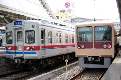 リバイバルカラー 新京成8000形: Kaz-T's blog レインボーライン