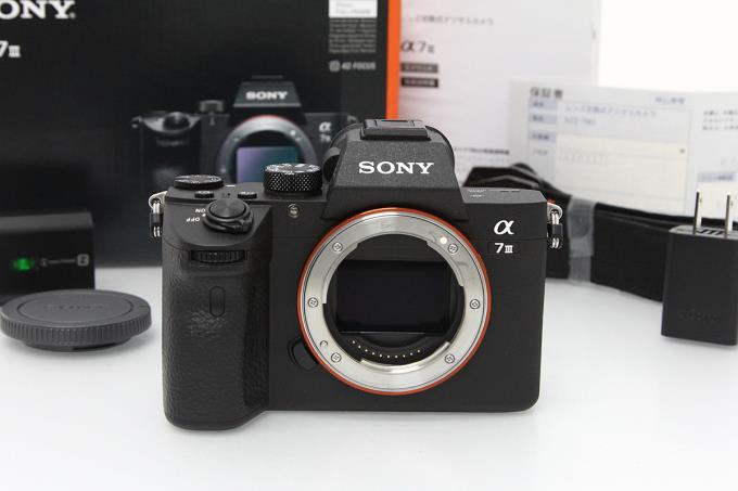 SONY α7III シャッター回数8000回程度