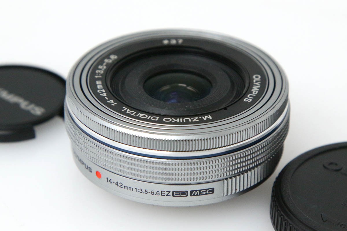 OLYMPUS 電動パンケーキレンズ M.ZUIKO 14-42mm シルバー オリンパス