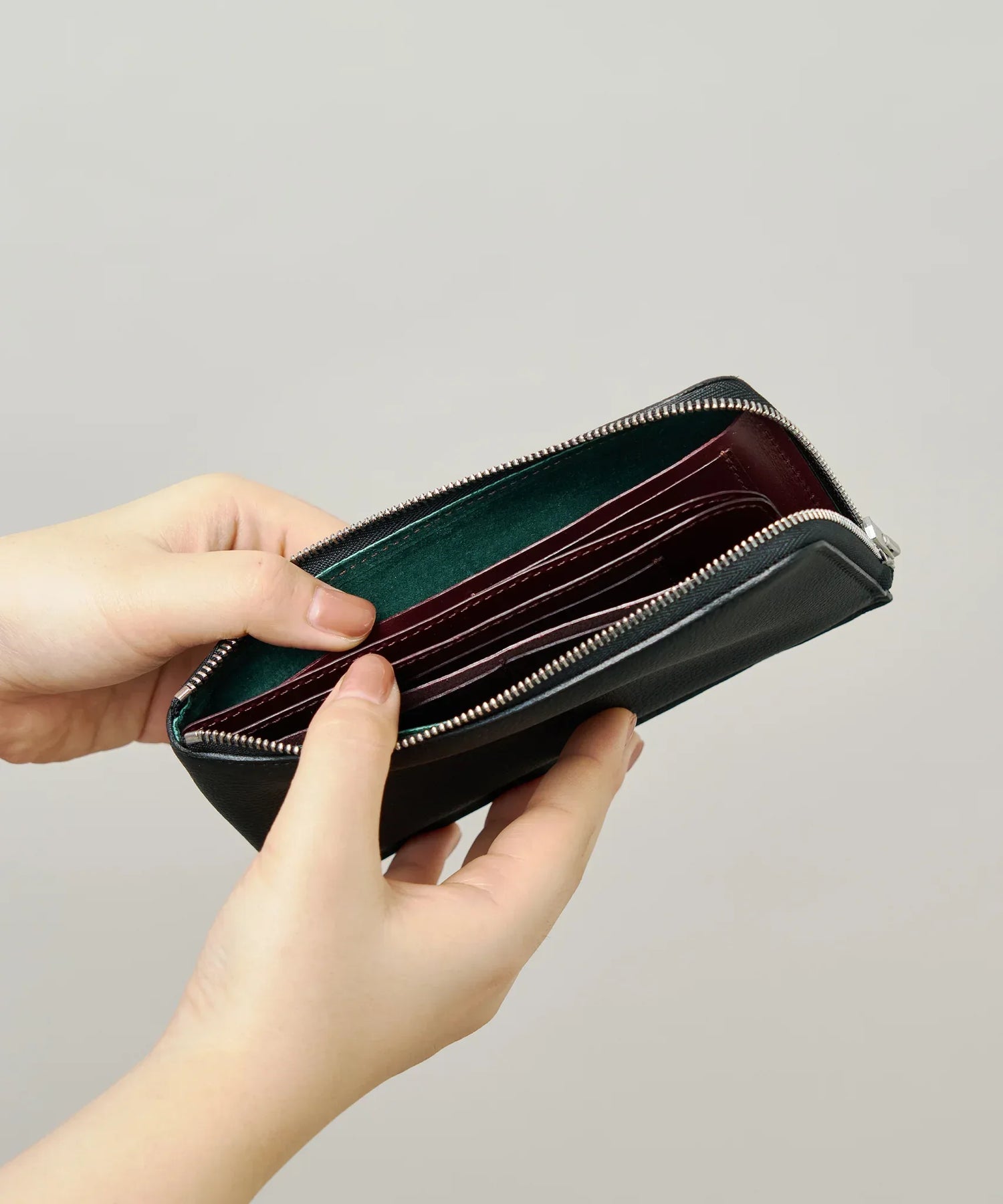 長財布》スッキリとした細身のシンプルな革財布。 – REN