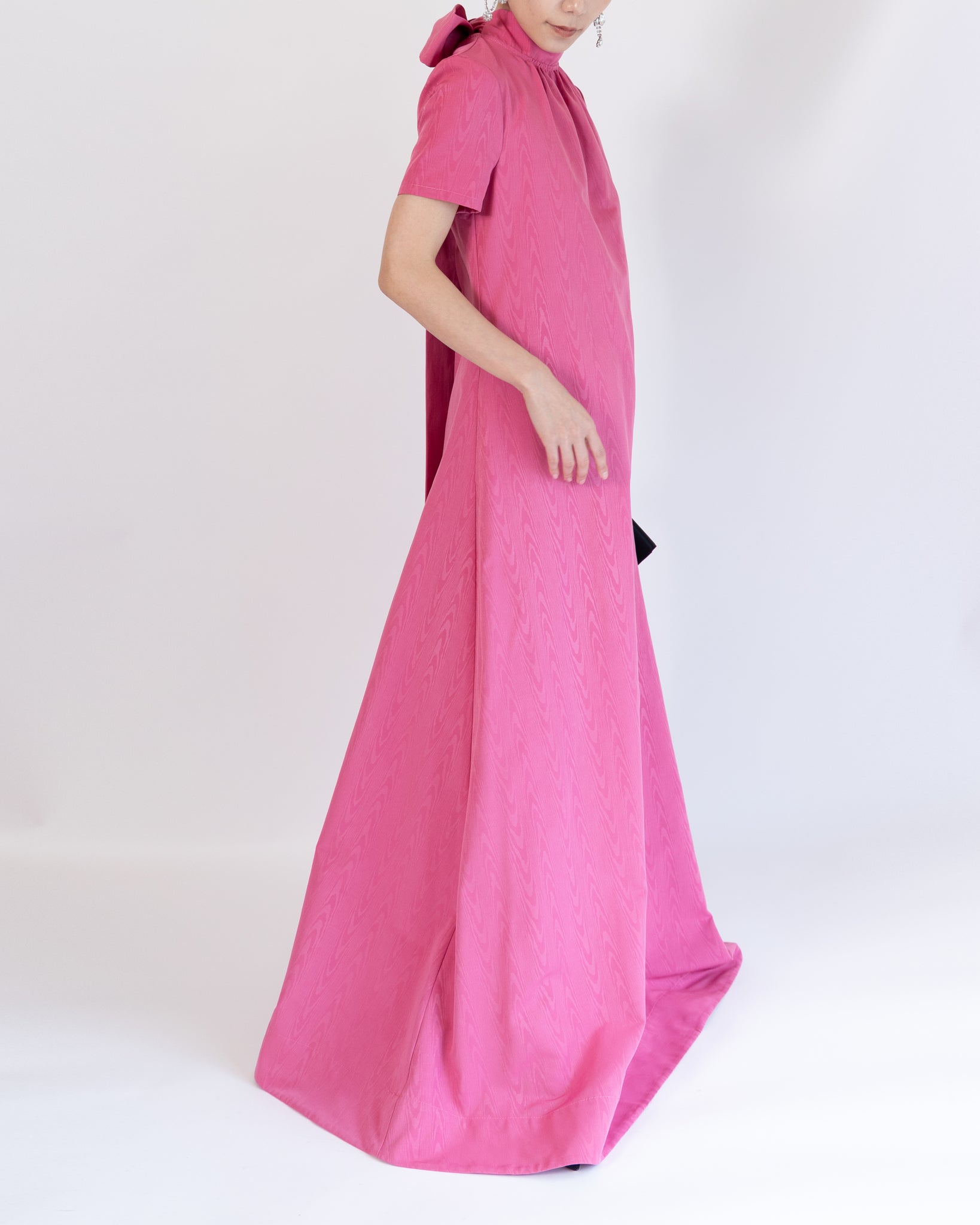 スタウド レンタルドレス｜ピンクのロングドレス