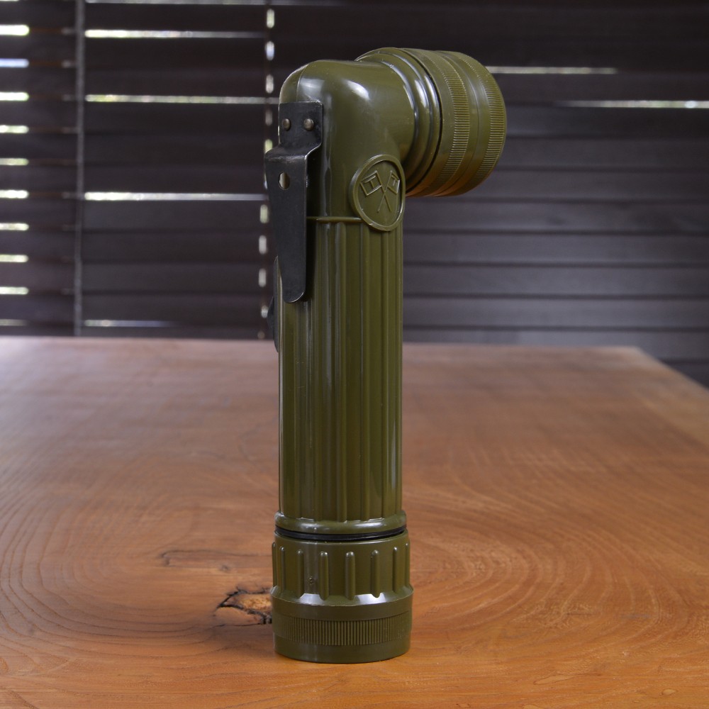 フランス軍放出品 L型ライト TL122D フラッシュライト デッドストック