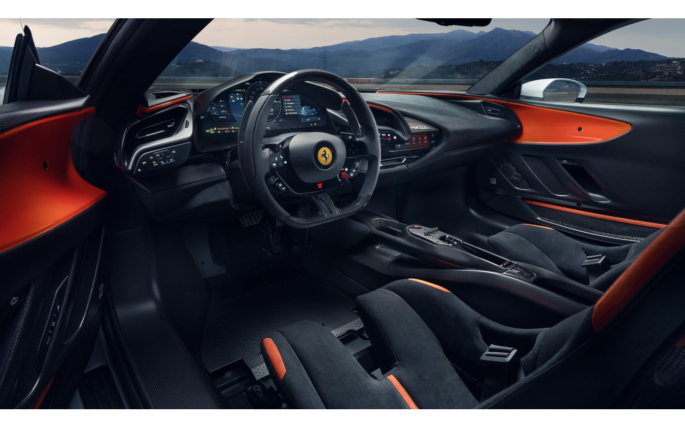 フェラーリ初のPHEVに高性能版、1030馬力の『SF90 XX ストラダーレ