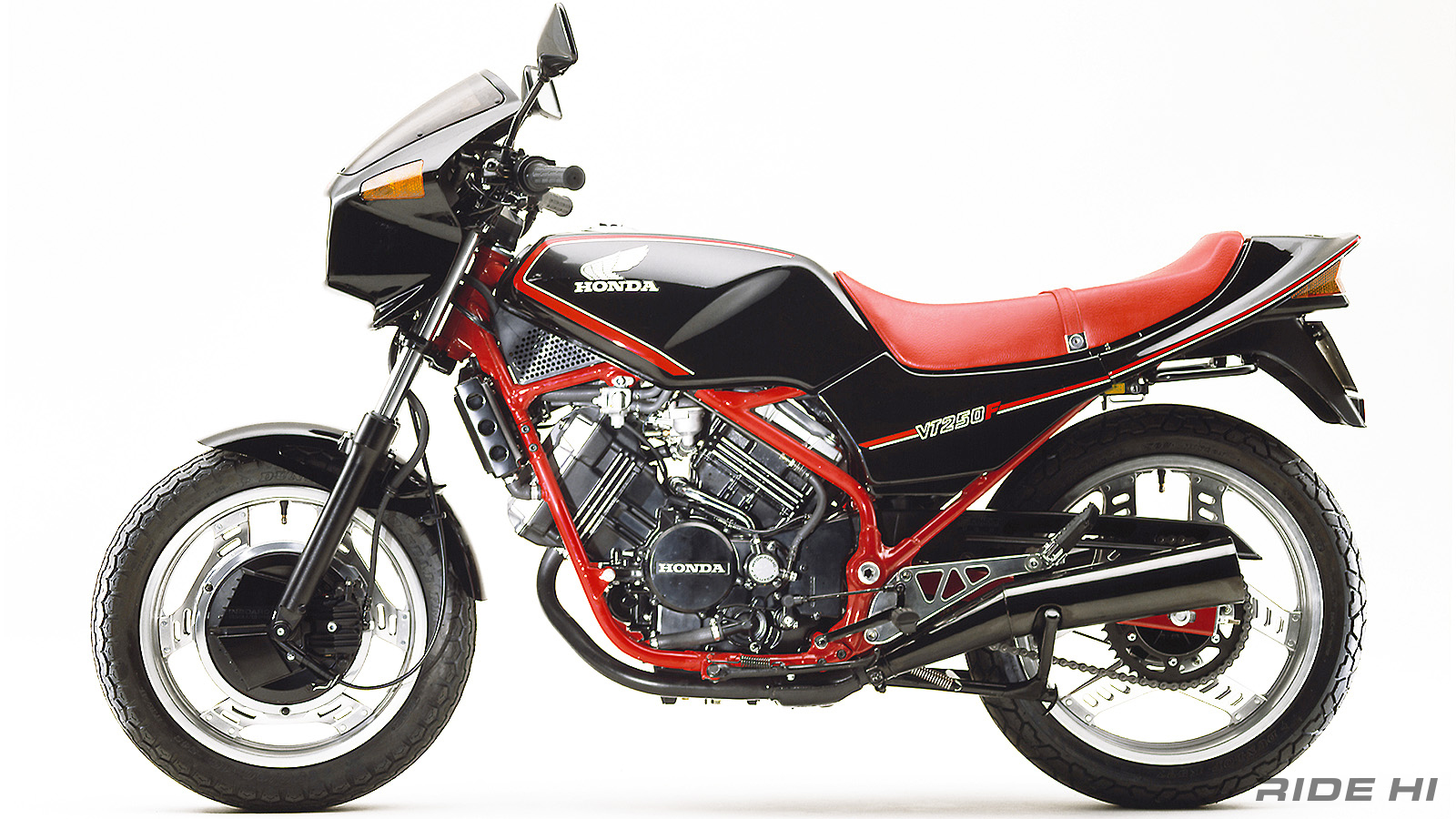 VT250 SPADAはカジュアルとスポーツを融合！【このバイクに注目