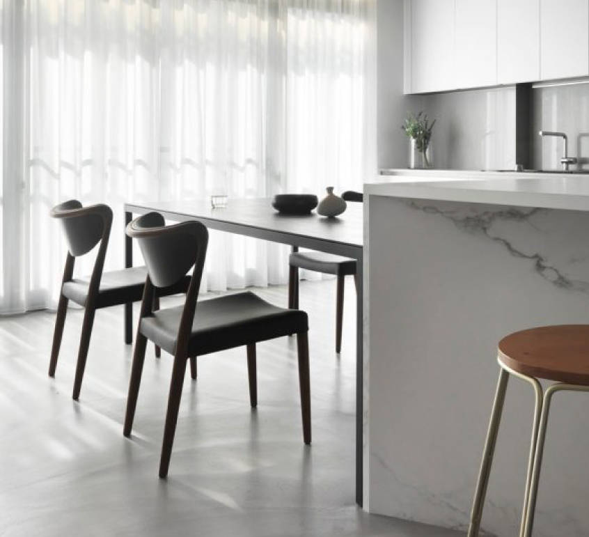 RIVAGE（リヴァージュ）｜Chairs｜Chairs / Armchairs｜Ritzwell