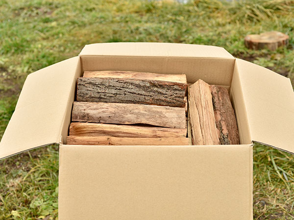 キャンプ・焚き火用薪 （広葉樹ミックス）20kg | Rotation(ローテーション)