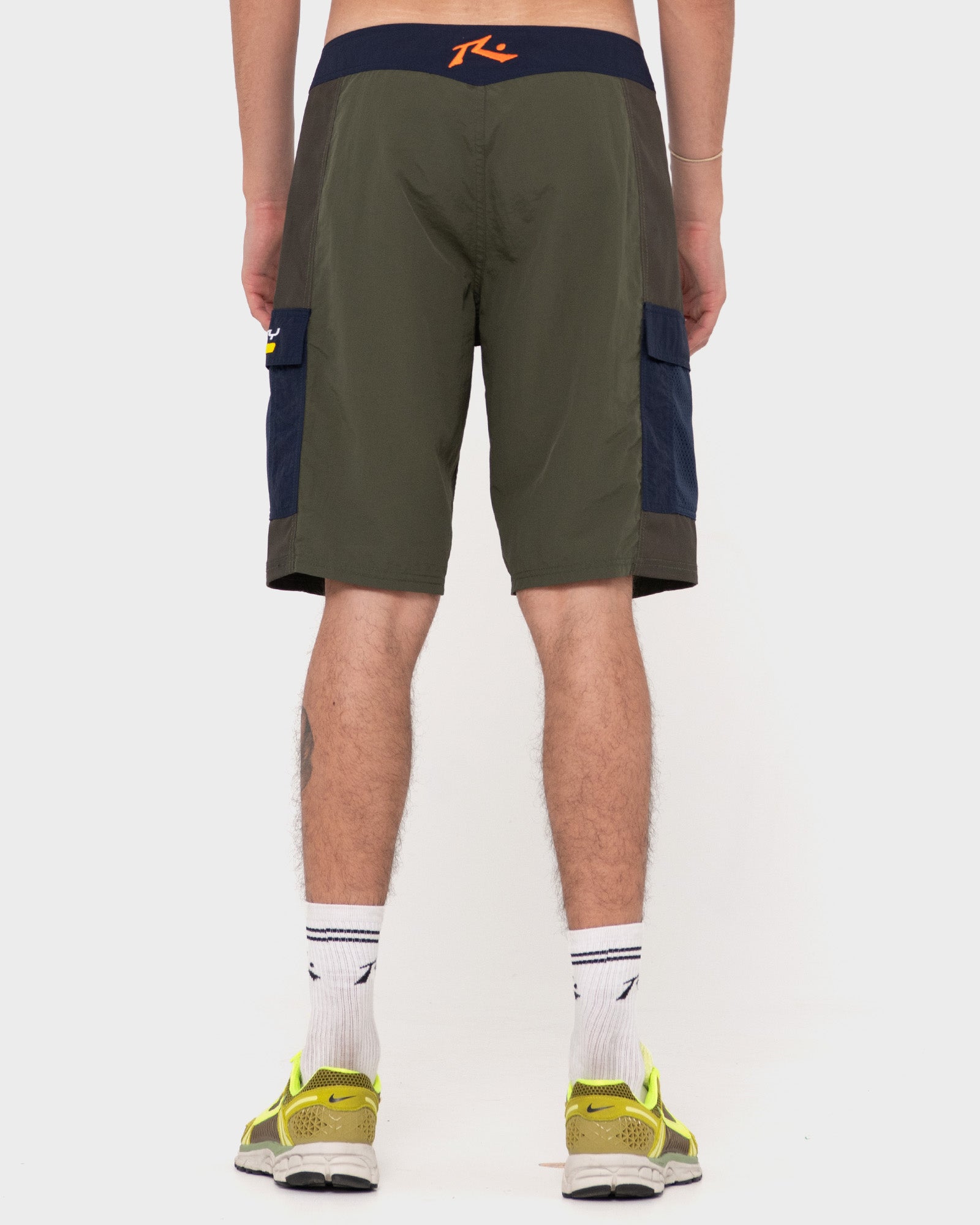 Boardshort Rusty Pick Pocket 21'' Oliva – RustyBrasil