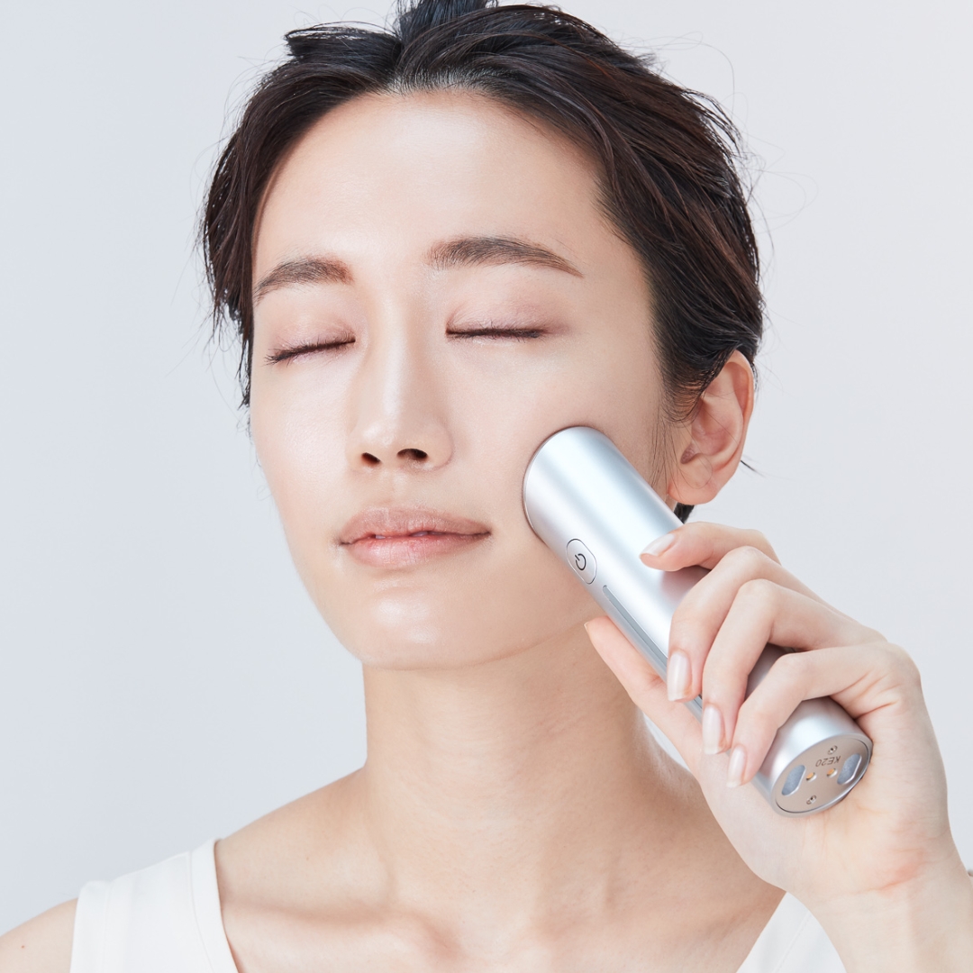 洗顔ブラシを使うと毛穴が広がる」は誤解！正しい使い方を解説