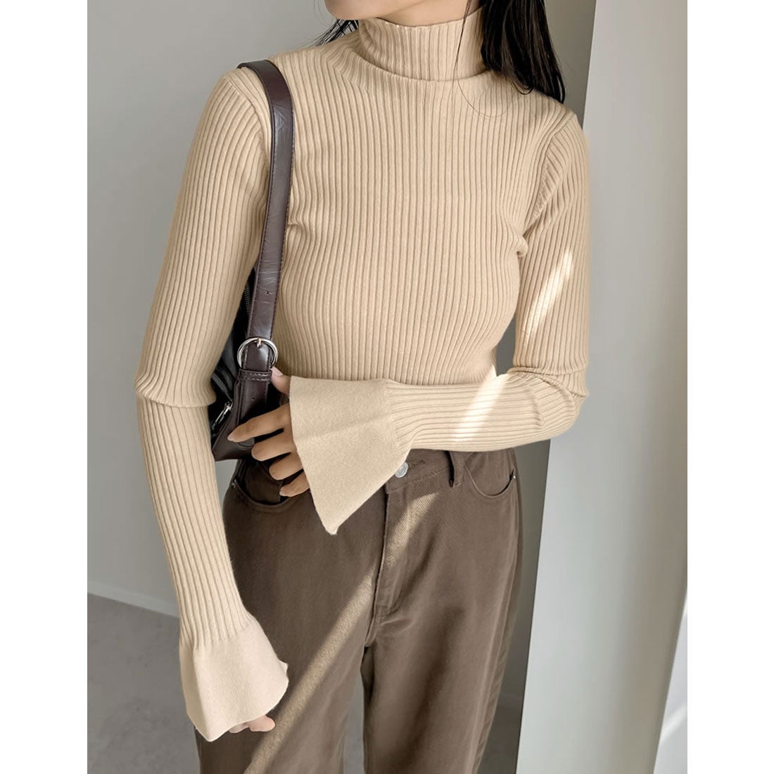 リエディ Re:EDIT フレアスリーブハイネックリブニットトップス