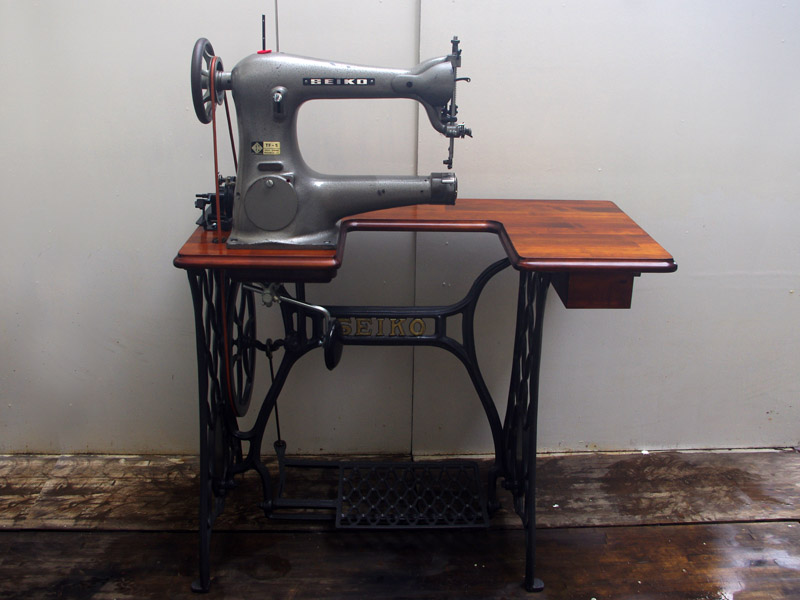 No.686 SEIKO TF-5 セイコー製腕ミシン 工業用足踏みミシン