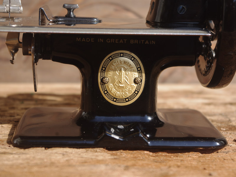 No.804 SINGER 20 英国シンガー製 縫えるトイミシン：アンティーク