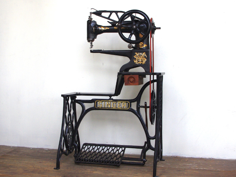 No.338 SINGER 29K シンガー製 八方 工業用足踏みミシン：アンティーク