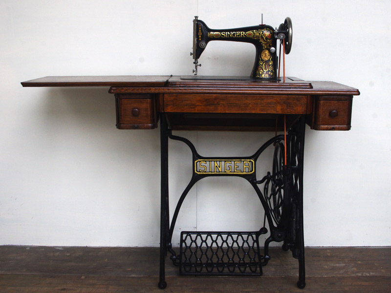 No.389 SINGER 66 シンガー製 レッドアイ 家庭用足踏みミシン