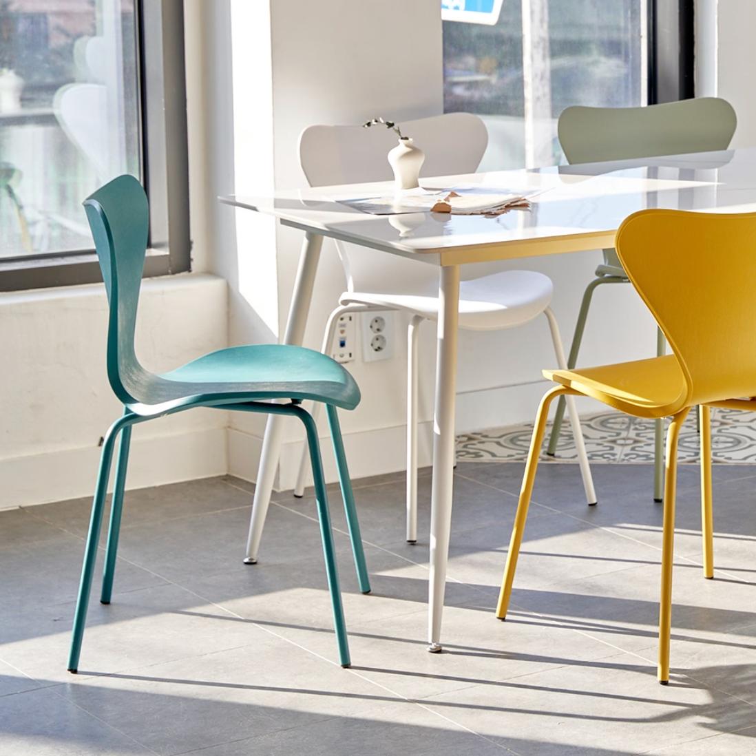 椅子 | モダン 積み重ねられる カラフル – S.F.Yammy