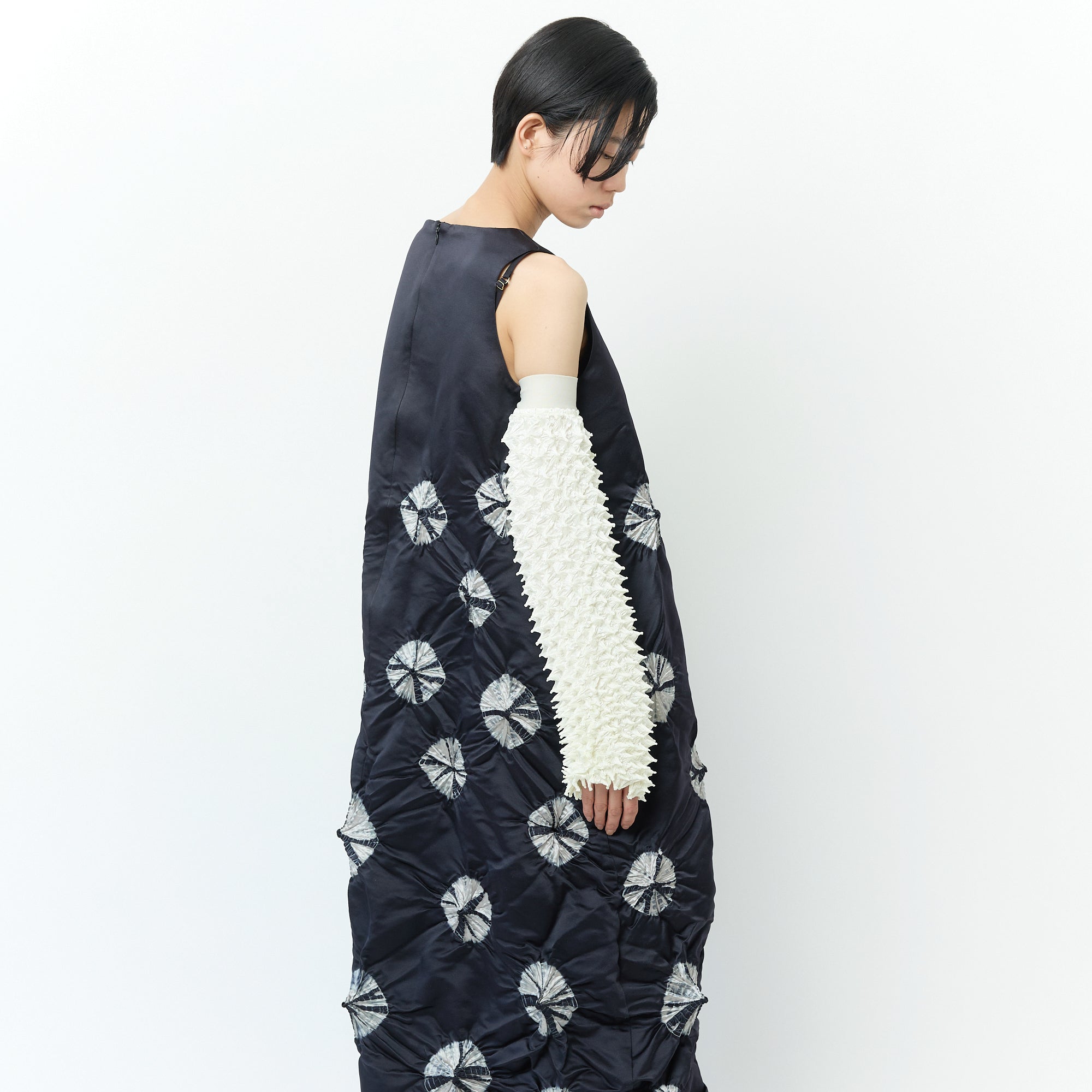 ツンツンのアームウォーマー サテン - BUNZABURO