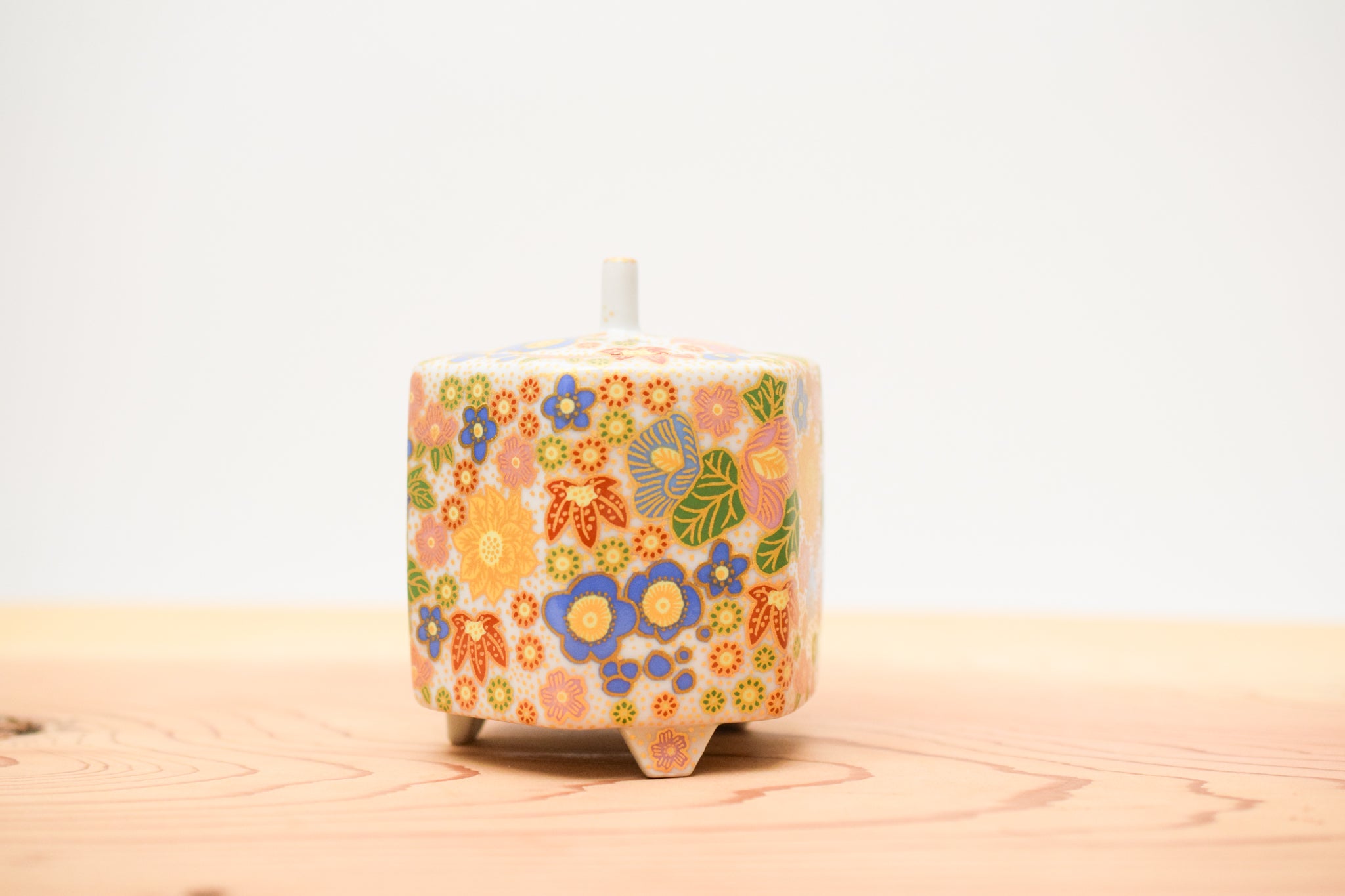 3号香炉 花詰 – Juttoku.