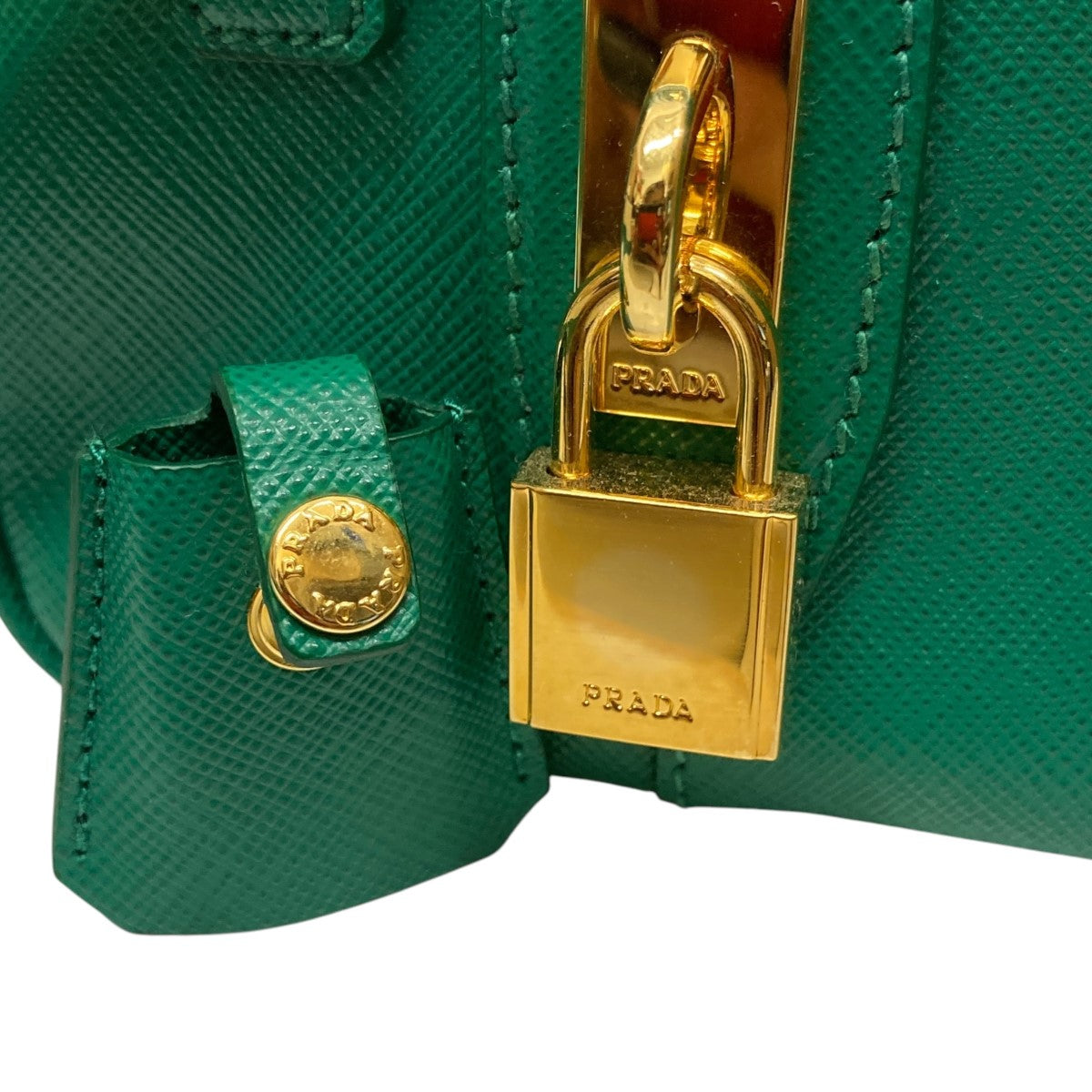 PRADA(プラダ) サフィアーノレザーショルダーバッグ グリーン｜【公式