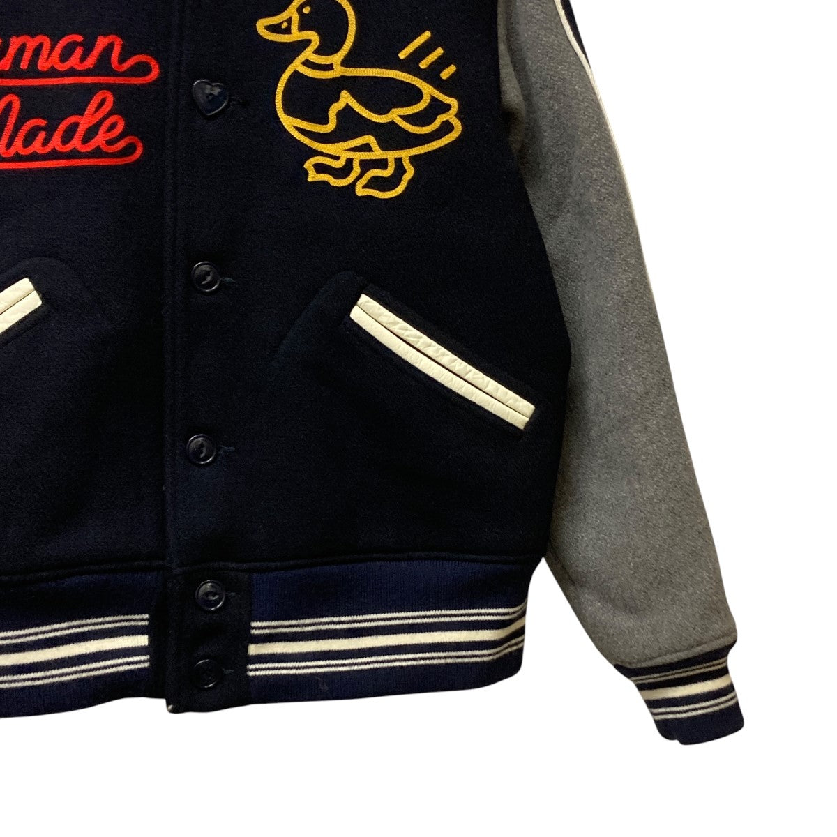HUMAN MADE(ヒューマンメード) VARSITYロゴ刺しゅうスタジャン グレー